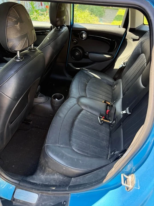 2016 Mini Mini 3rd Gen - Image 5 of 10