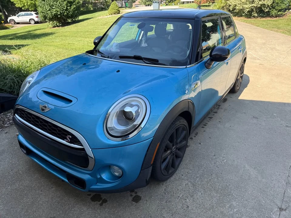 2016 Mini Mini 3rd Gen - Image 2 of 10