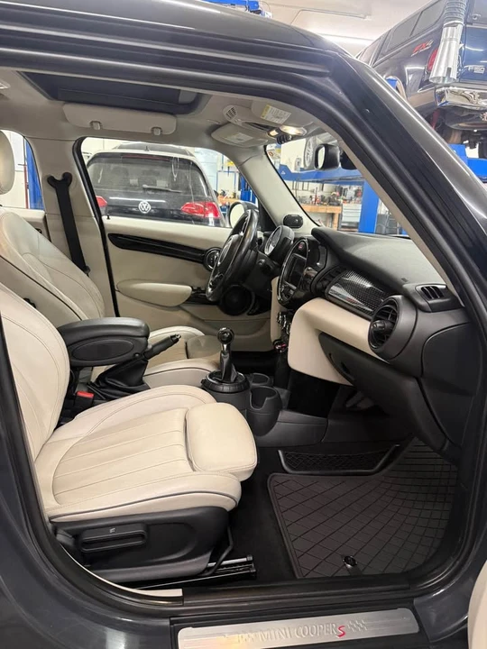 2016 Mini Mini 3rd Gen - Image 9 of 17