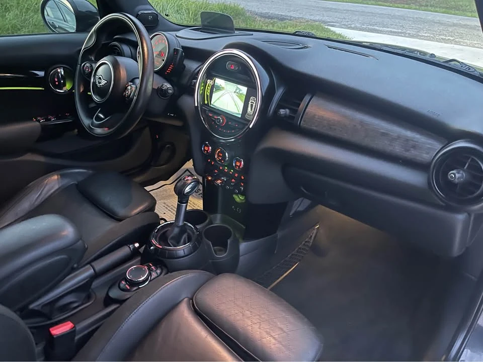 2016 Mini Mini 3rd Gen - Image 15 of 18