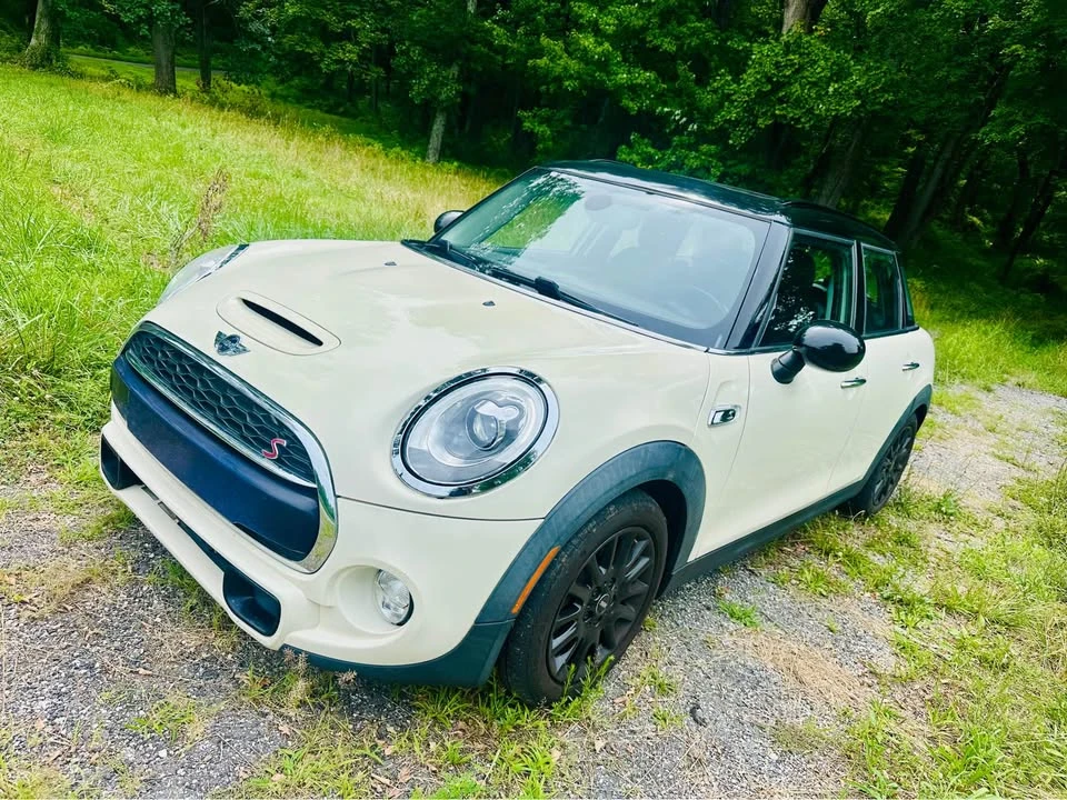 2016 Mini Mini 3rd Gen - Image 2 of 10