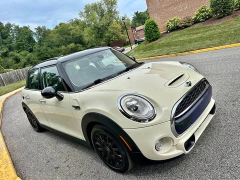 2016 MINI Cooper S Hatchback 4D