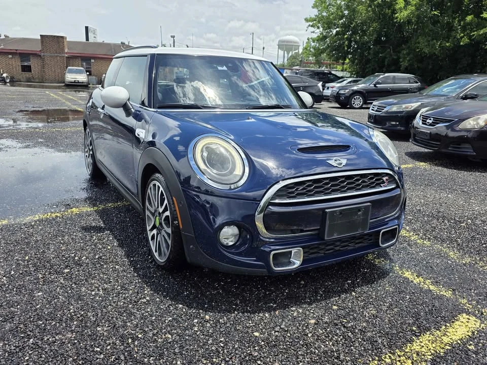 2016 Mini Coupe & Roadster - Image 2 of 17
