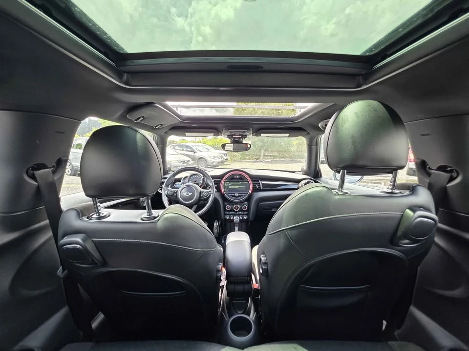 2016 Mini Coupe & Roadster - Image 14 of 17