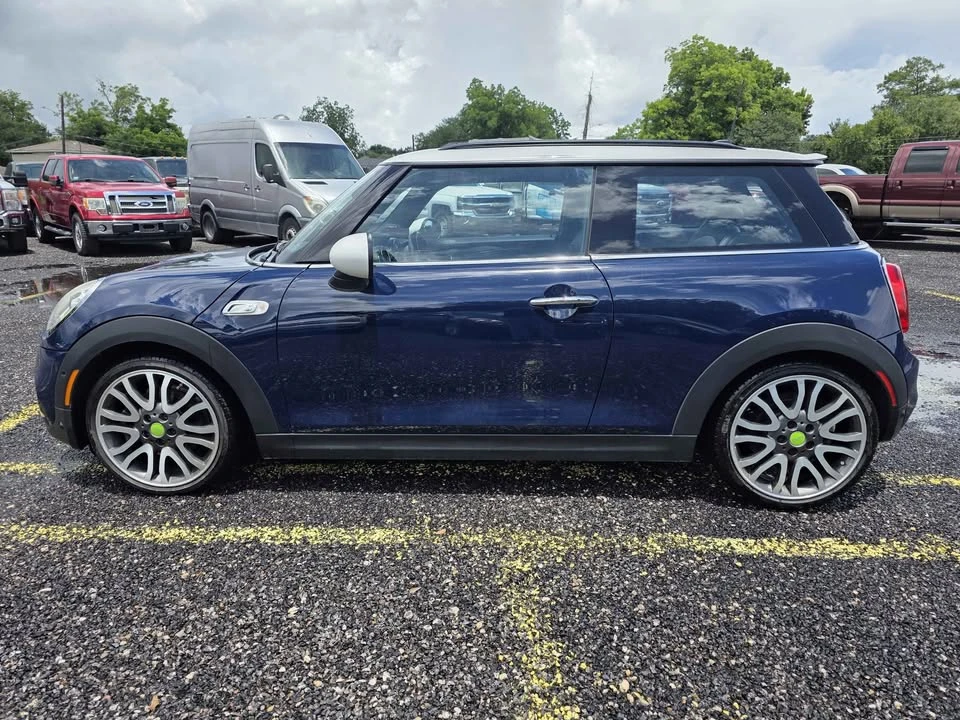 2016 Mini Coupe & Roadster - Image 5 of 17