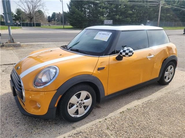 2016 Mini Mini 3rd Gen - Image 2 of 12