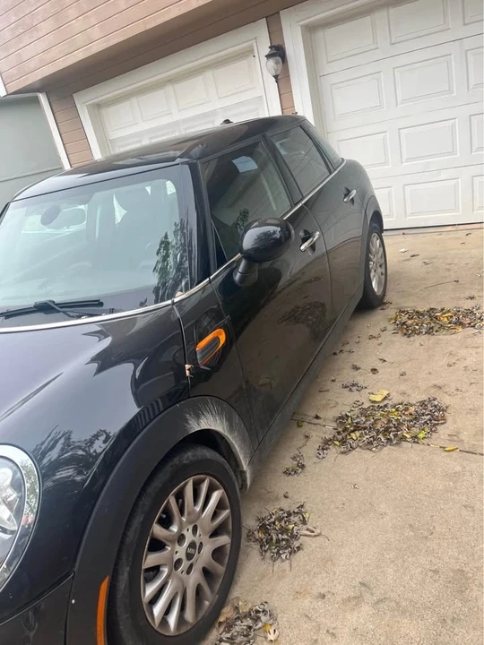 2016 Mini Mini 3rd Gen - Image 3 of 3