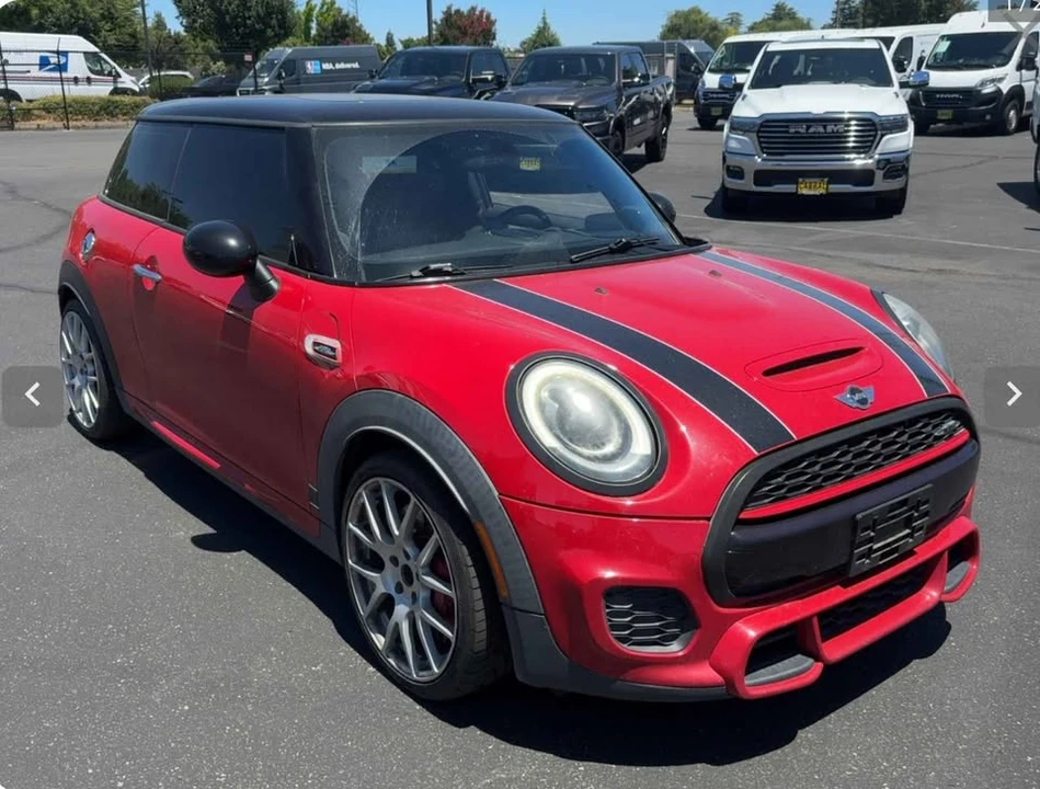2016 Mini Mini 3rd Gen - Image 2 of 16