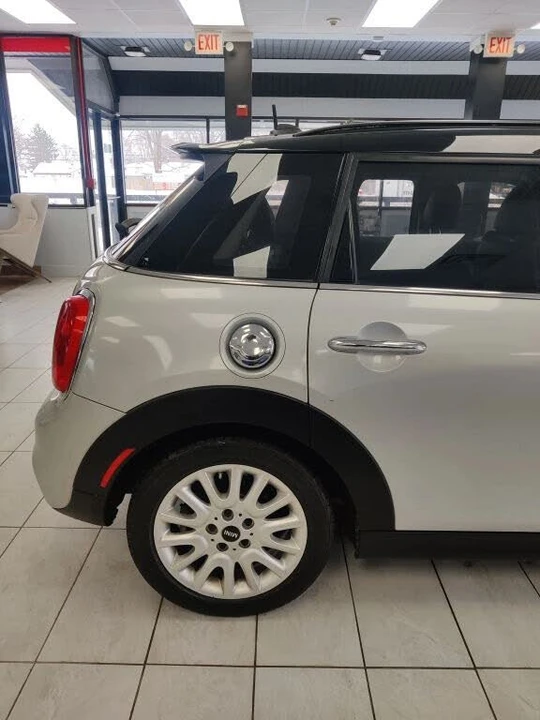 2016 Mini Mini Cooper S 3rd Gen - Image 10 of 19