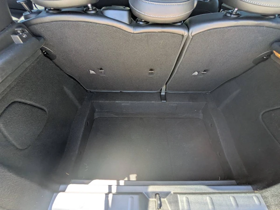 2016 Mini Mini Cooper S 3rd Gen - Image 6 of 16