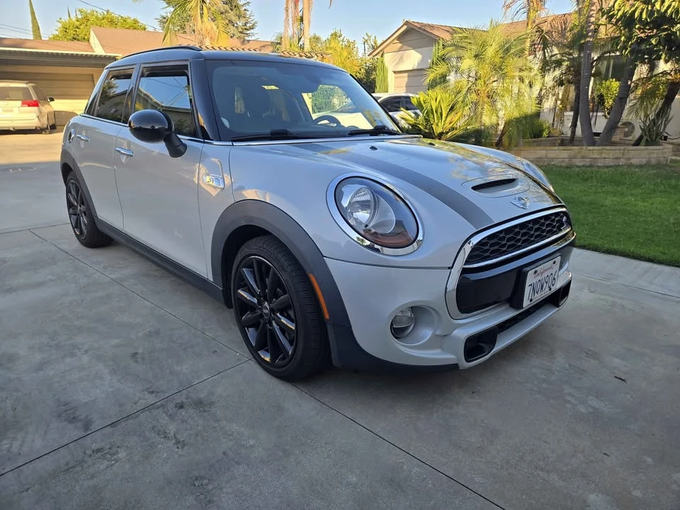 2016 Mini Mini 3rd Gen - Image 2 of 20
