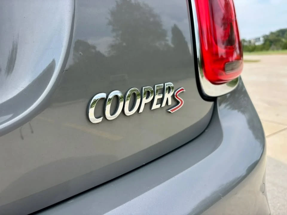 2016 Mini Mini Cooper S 3rd Gen - Image 9 of 20