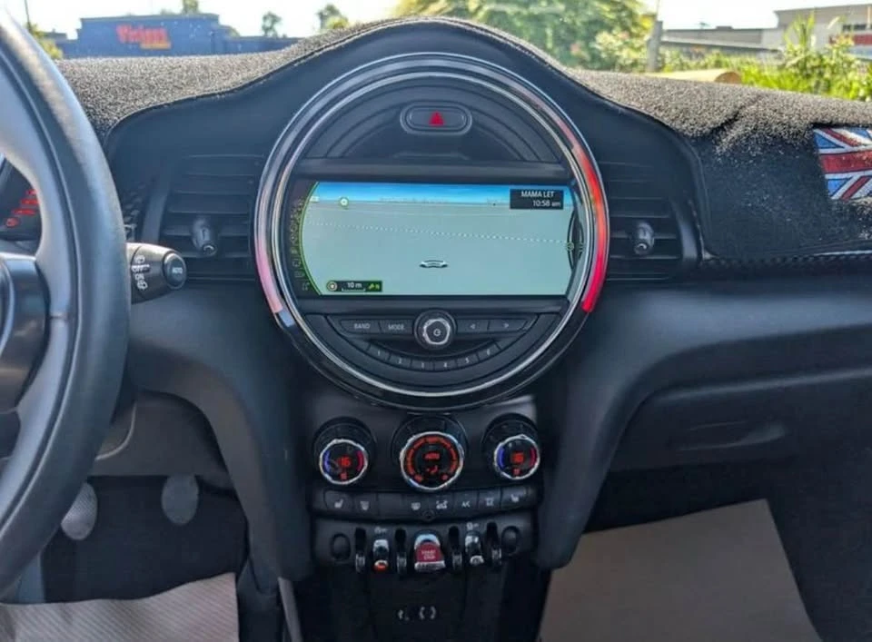 2016 Mini Mini Cooper S 3rd Gen - Image 8 of 10