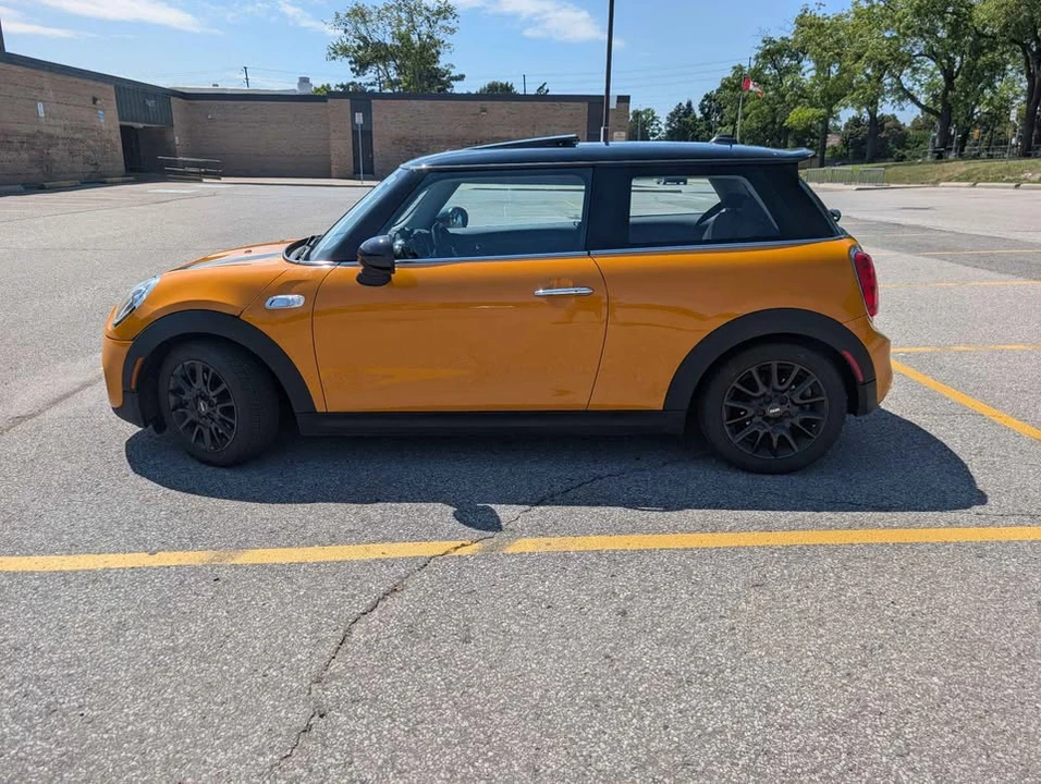 2016 Mini Mini Cooper S 3rd Gen - Image 2 of 11