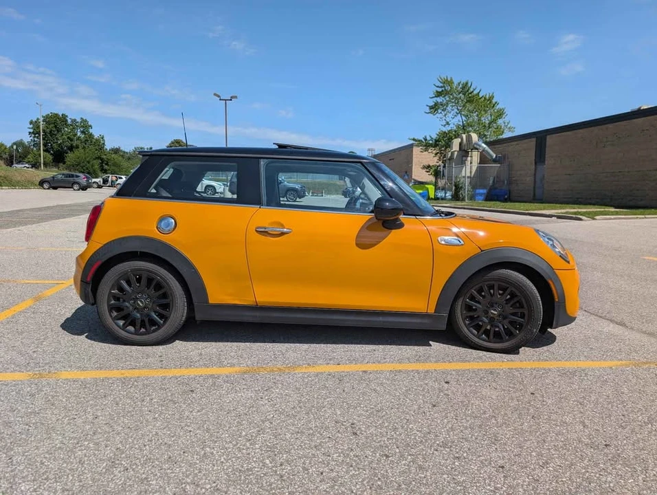 2016 Mini Mini Cooper S 3rd Gen - Image 3 of 11