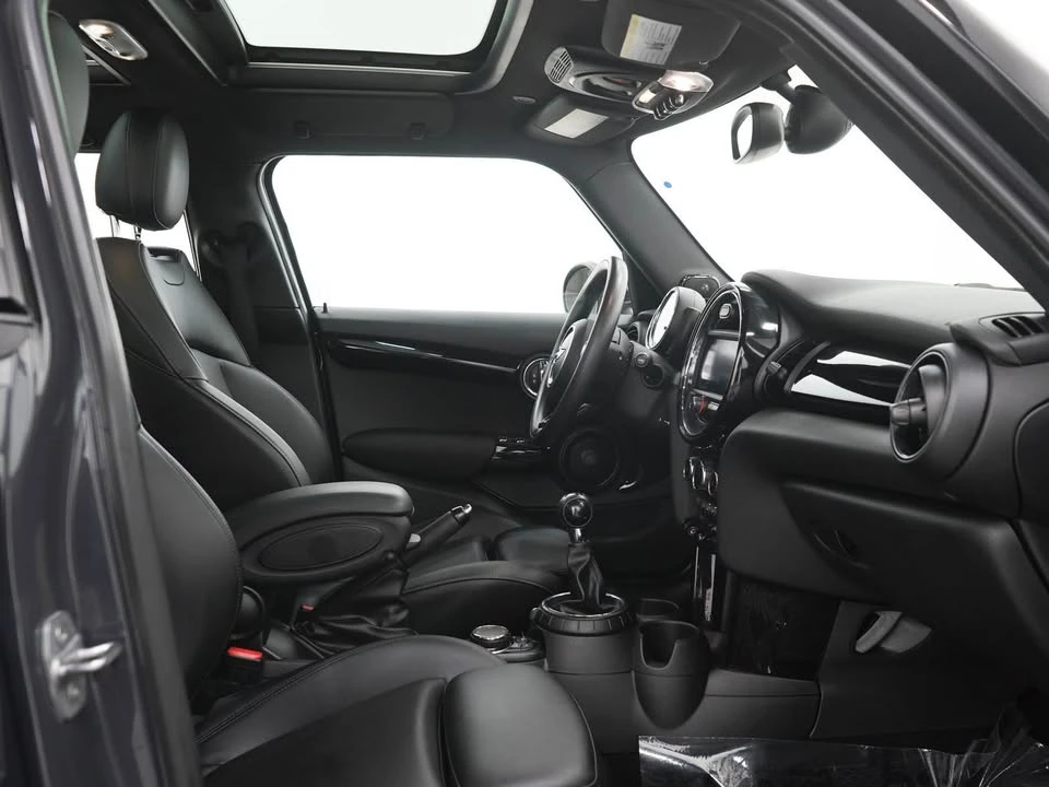 2016 Mini Mini Cooper S 3rd Gen - Image 11 of 19
