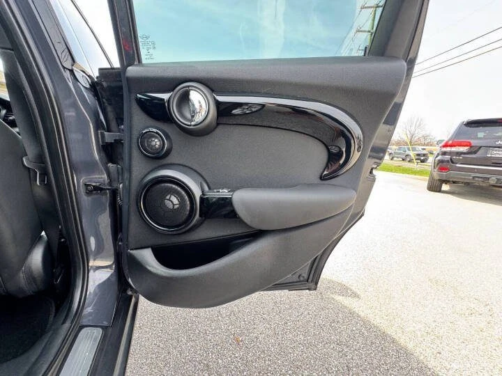 2016 Mini Mini Cooper S 3rd Gen - Image 19 of 20