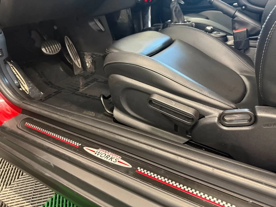 2016 Mini Mini Cooper S 3rd Gen - Image 19 of 20