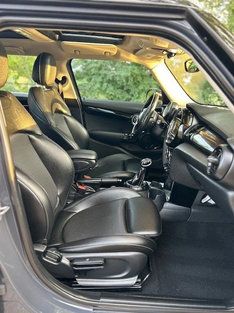 2016 Mini Mini Cooper S 3rd Gen - Image 13 of 17