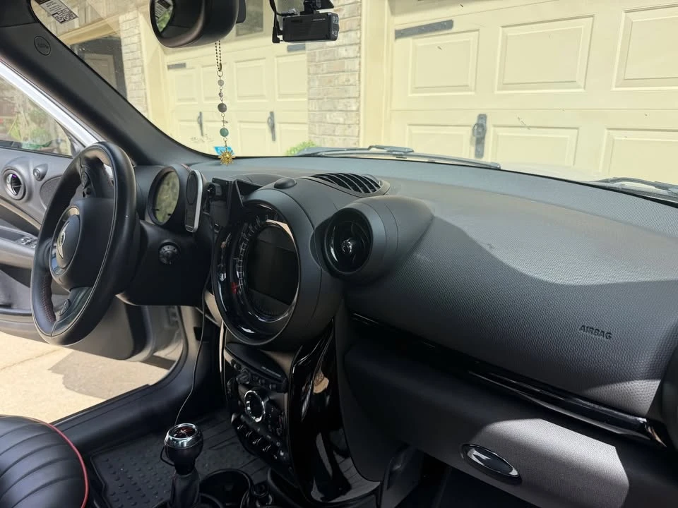 2016 Mini Countryman 1st Gen - Image 9 of 12