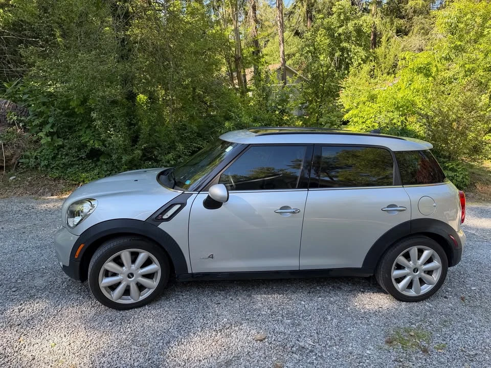 2016 Mini Countryman 1st Gen - Image 2 of 12