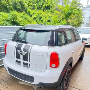 2016 MINI Countryman Classic Cooper ALL4 Hatchback 4D