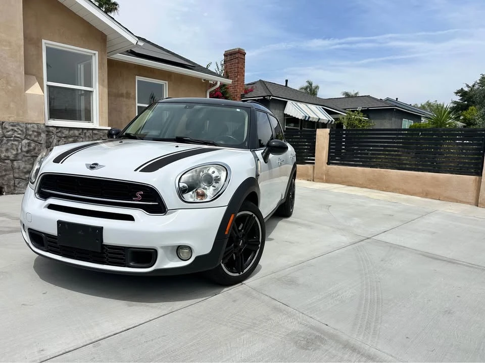 2016 Mini Countryman 1st Gen - Image 2 of 10