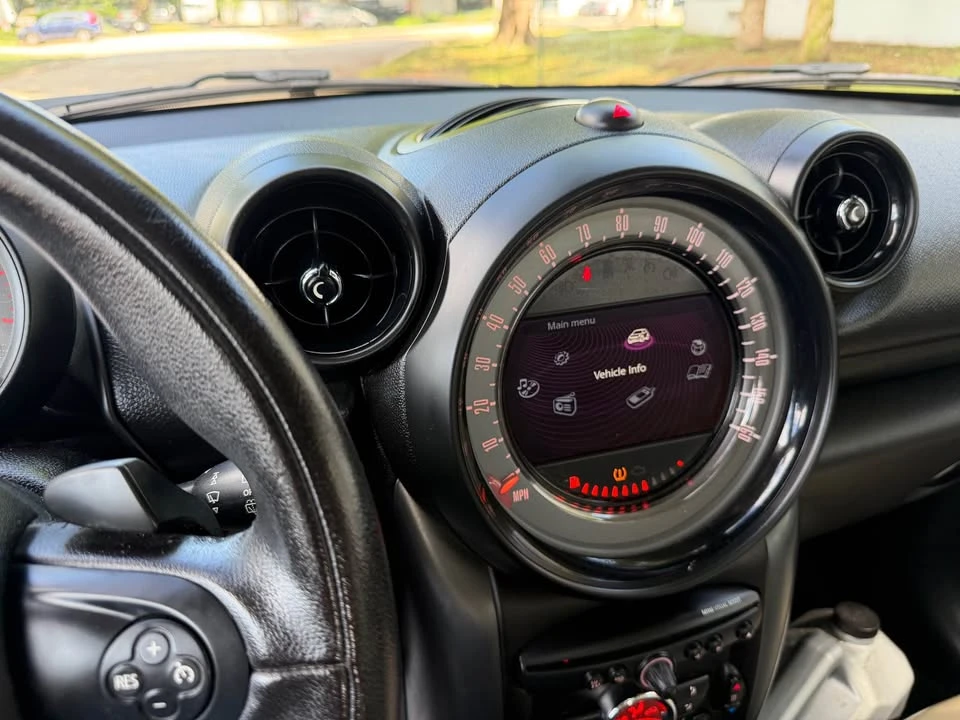 2016 Mini Countryman 1st Gen - Image 12 of 14