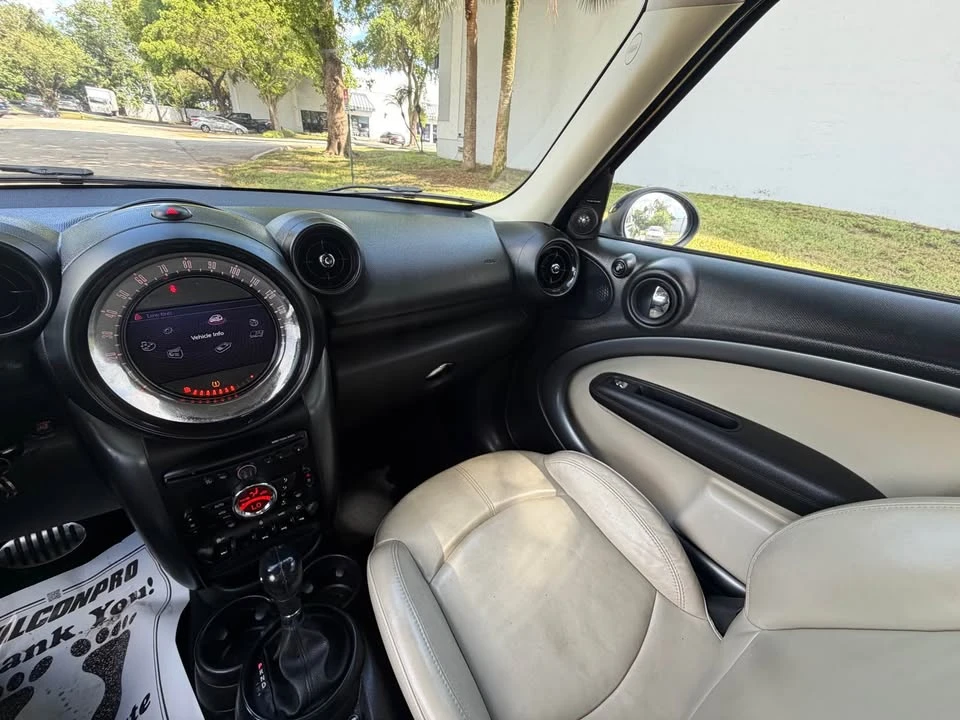2016 Mini Countryman 1st Gen - Image 13 of 14