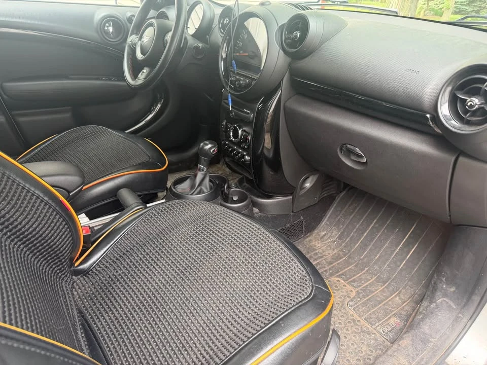 2016 Mini Countryman 1st Gen - Image 5 of 9