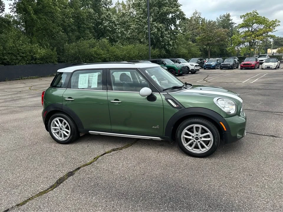 2016 Mini Countryman 1st Gen - Image 2 of 11