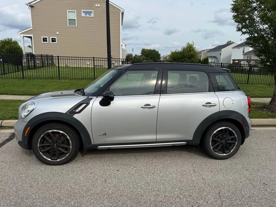 2016 Mini Countryman 1st Gen - Image 2 of 9