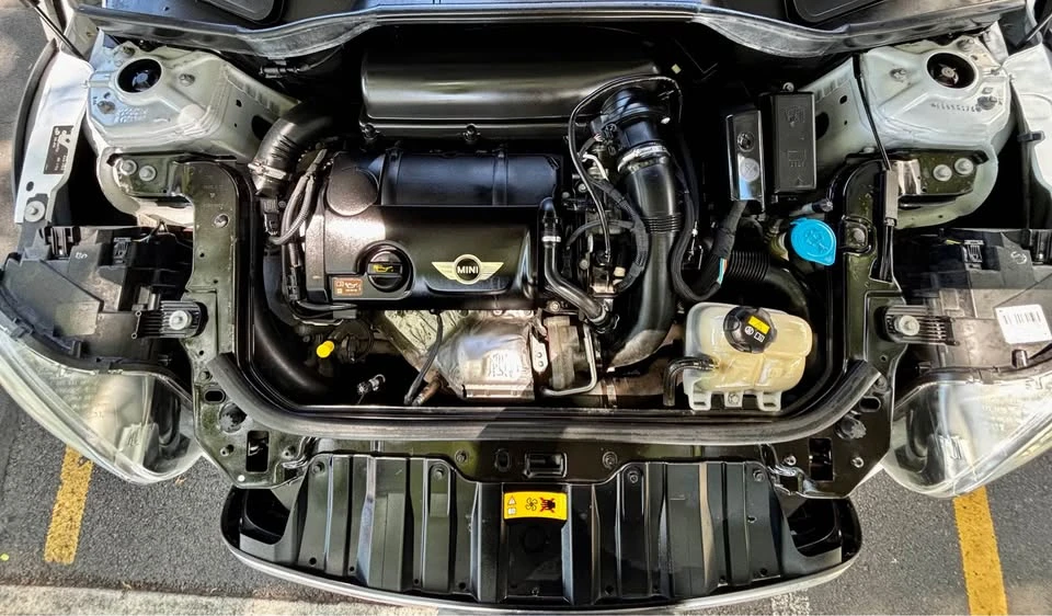 2016 Mini Countryman 1st Gen - Image 16 of 18