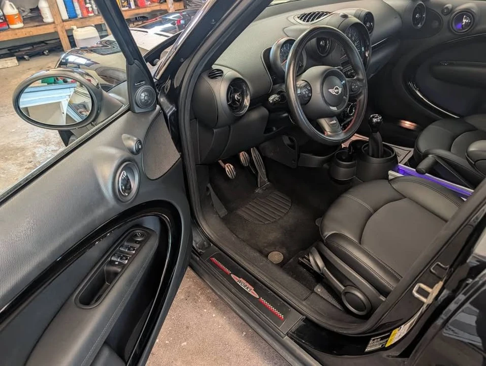 2016 Mini Countryman 1st Gen - Image 9 of 16