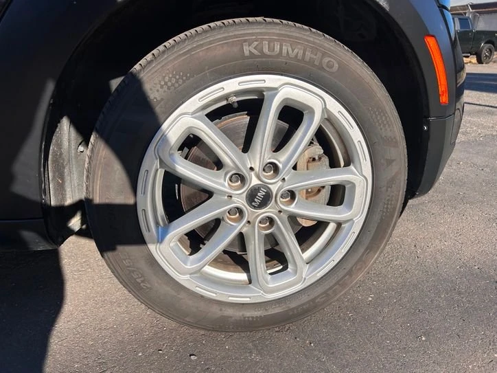 2016 Mini Countryman 1st Gen - Image 9 of 13