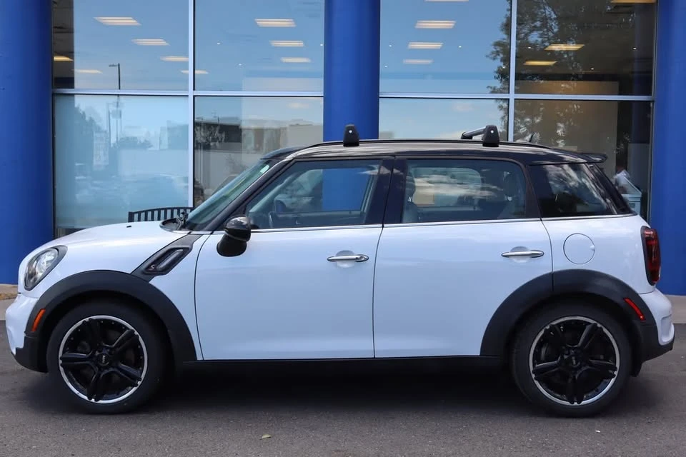 2016 Mini Countryman 1st Gen - Image 2 of 14