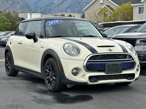 2016 MINI Hardtop 2 Door Cooper S Classic Hatchback 2D