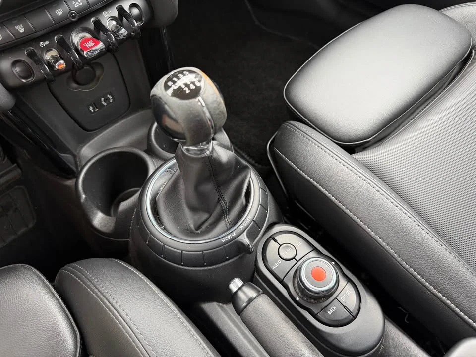 2016 Mini Mini Cooper S 3rd Gen - Image 15 of 20
