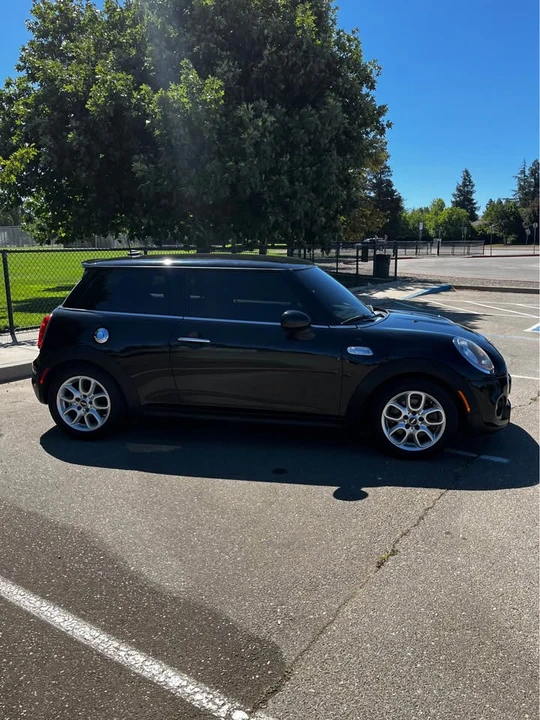 2016 Mini Mini Cooper S 3rd Gen - Image 4 of 8