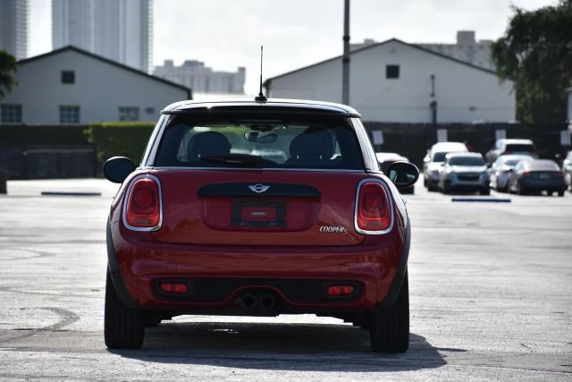 2016 Mini Mini Cooper S 3rd Gen - Image 8 of 17