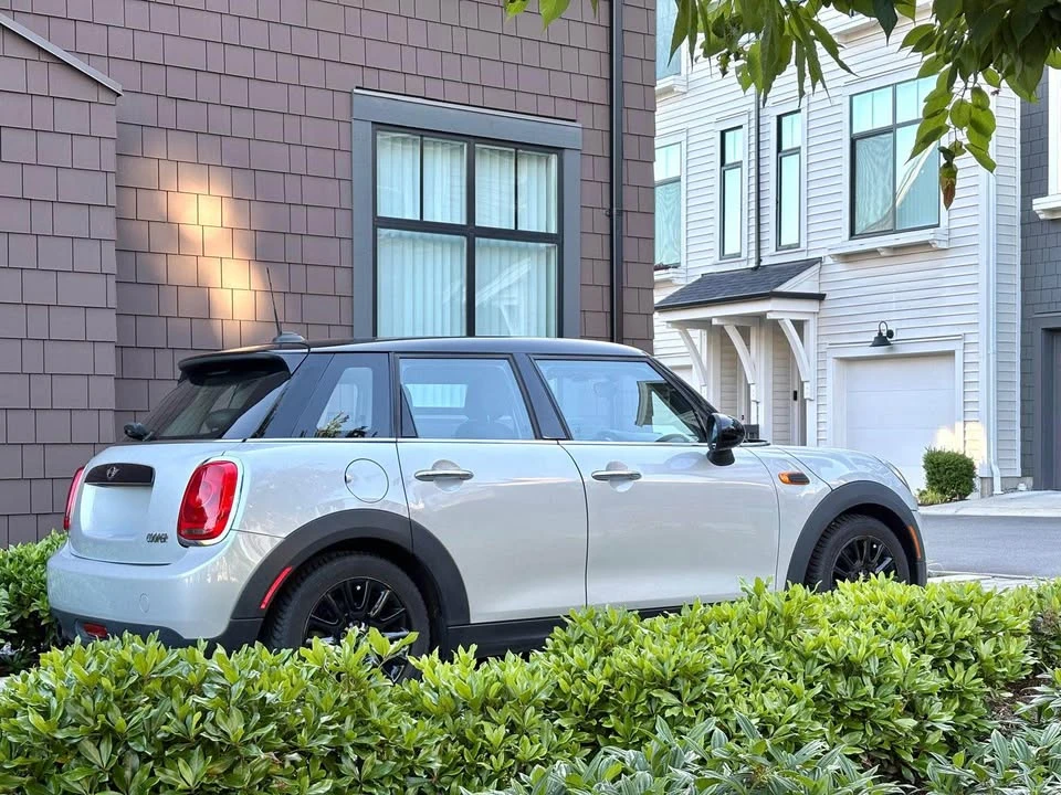2016 Mini Mini 3rd Gen - Image 2 of 6