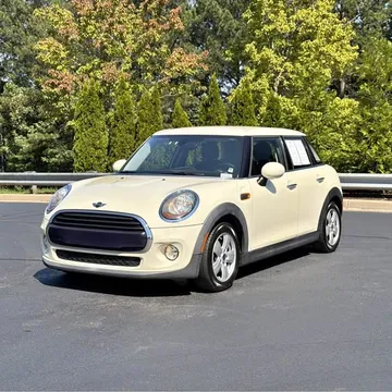 2016 MINI Hardtop 4 Door Cooper Classic Hatchback 4D