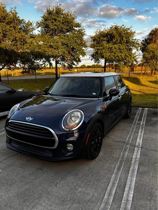 2016 Mini Mini 3rd Gen - Image 2 of 6