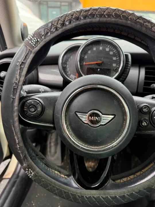 2016 Mini Mini 3rd Gen - Image 3 of 10