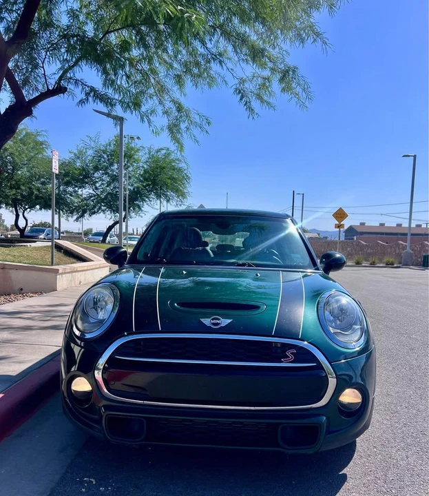 2016 Mini Mini 3rd Gen - Image 2 of 8