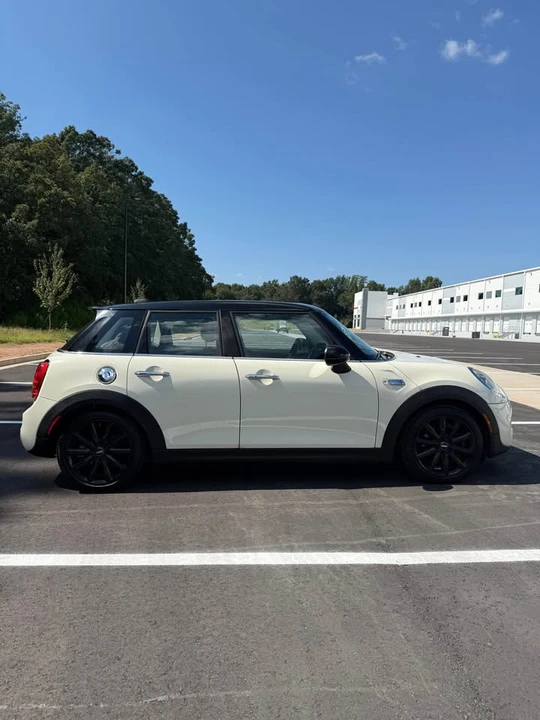 2016 Mini Mini 3rd Gen - Image 5 of 20