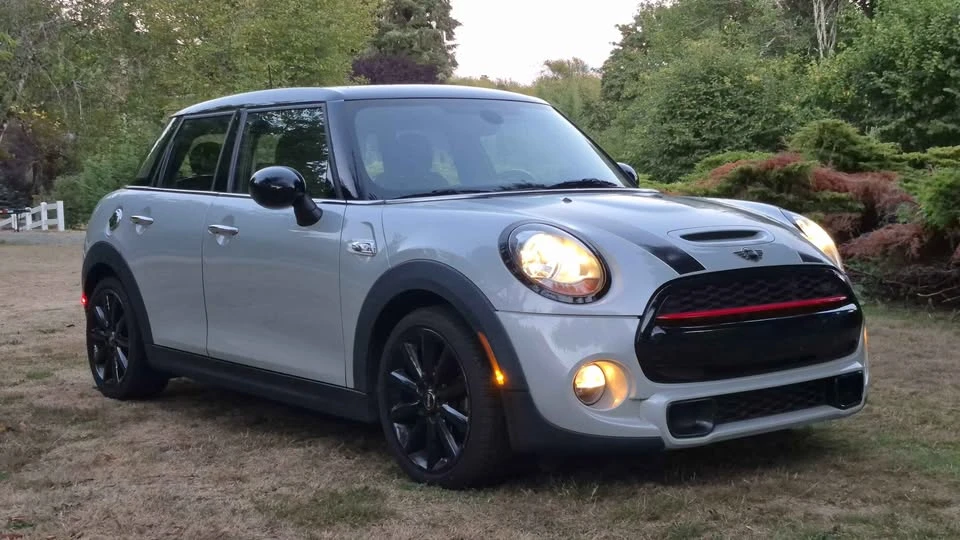 2016 Mini Mini 3rd Gen - Image 3 of 10