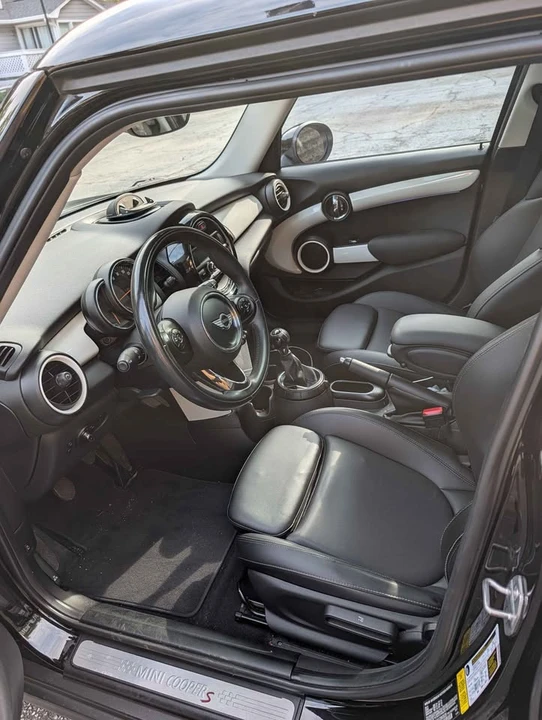 2016 Mini Mini 3rd Gen - Image 3 of 6