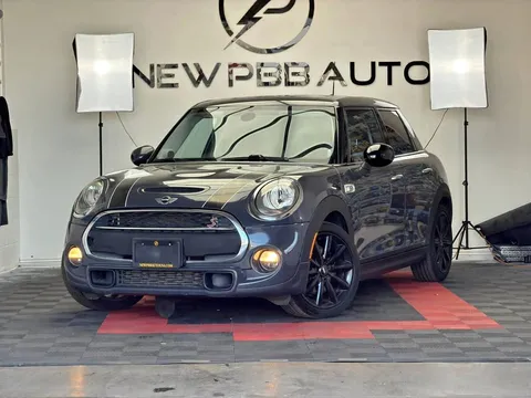 2016 MINI Hardtop 4 Door Cooper S Hatchback