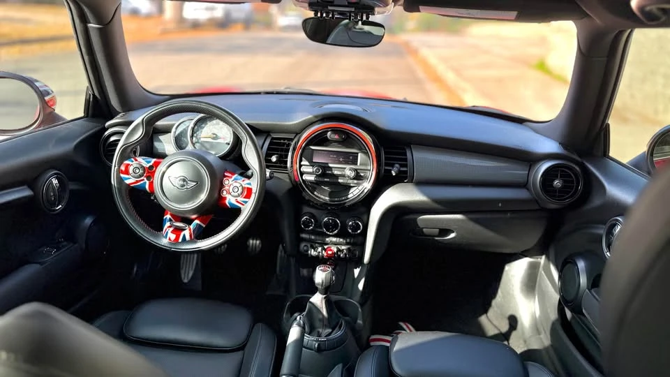 2016 Mini Mini 3rd Gen - Image 4 of 7